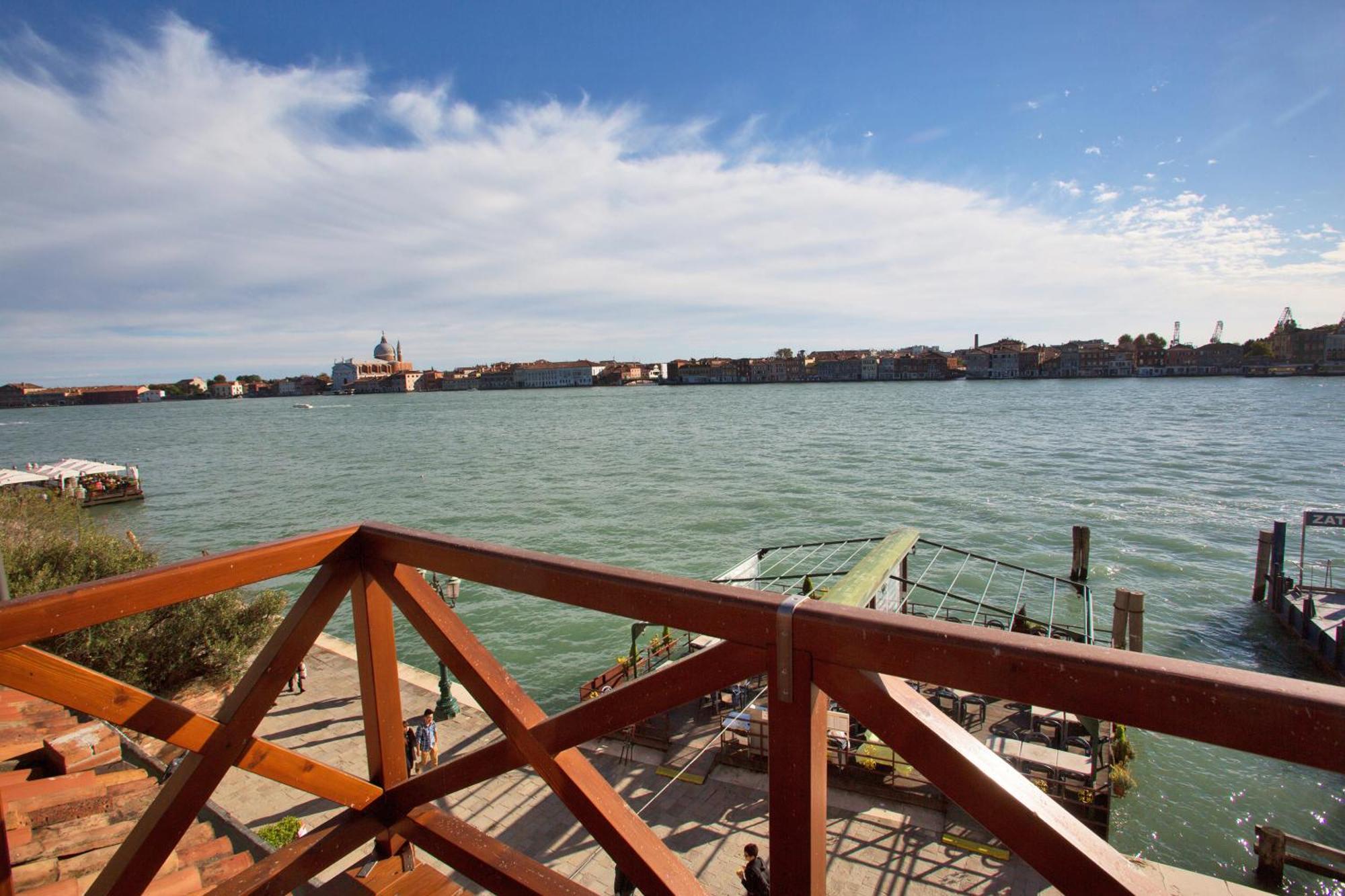 Ve.N.I.Ce. Cera Tintoretto Suite Venedig Exteriör bild